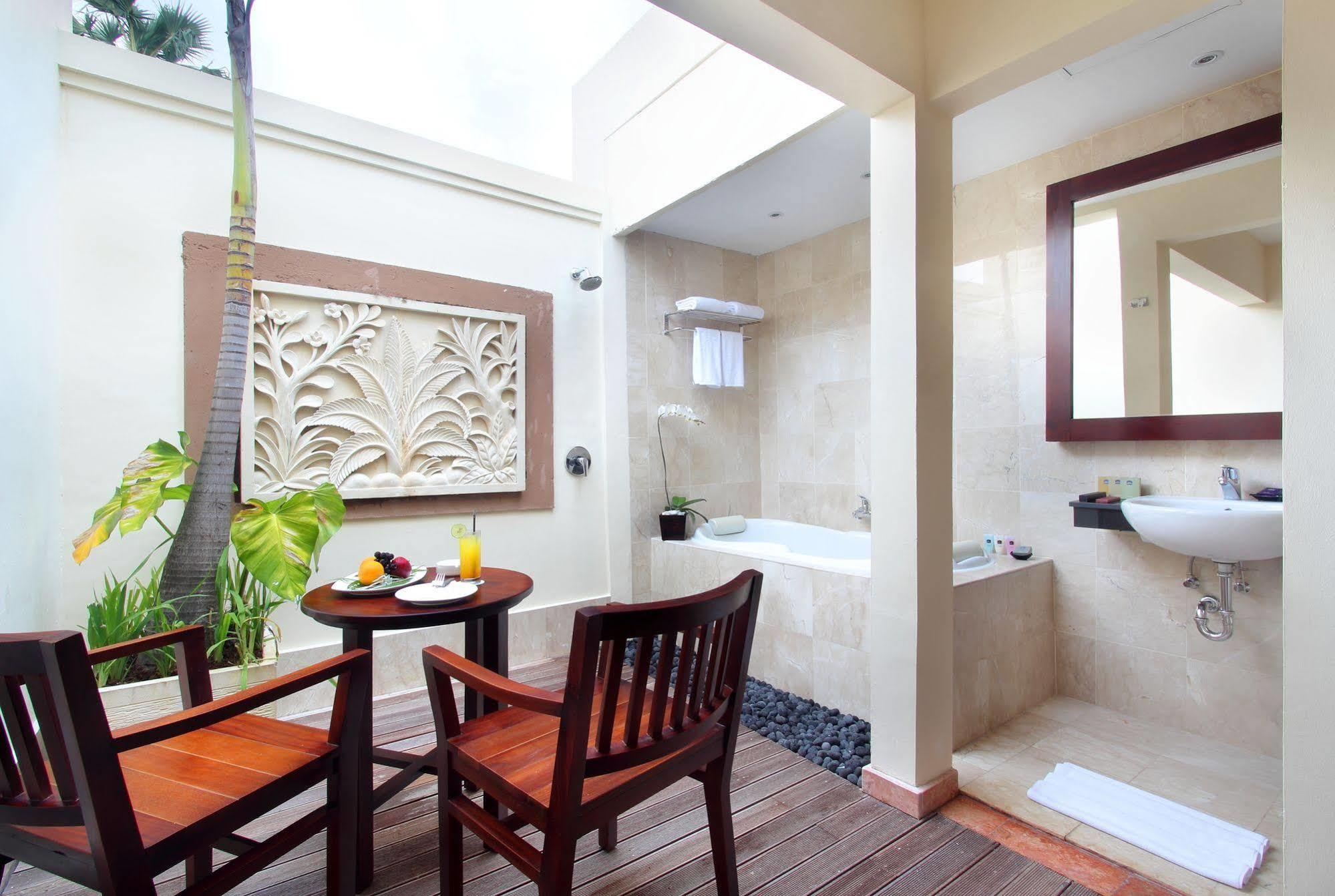 Western Kuta Hotel Kuta Lombok